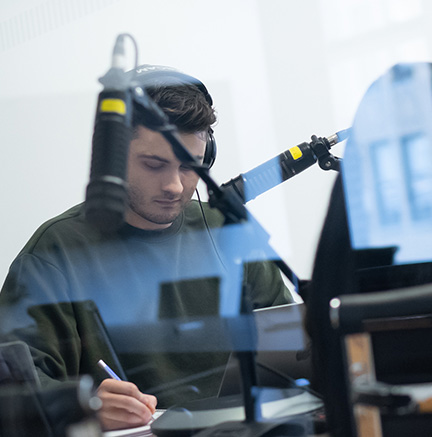 Creativity Cuts Across Teams